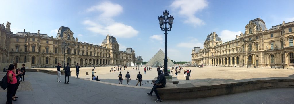 Louvre museum Parijs