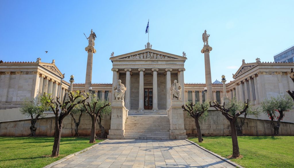  Het  Academy gebouw in Athene